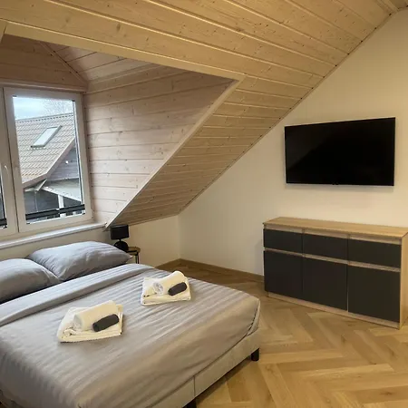 Apartman Przystanek - Na Kaszubach Niesiołowice