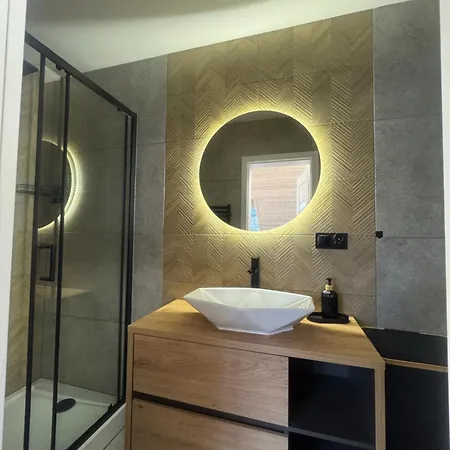 Apartman Przystanek - Na Kaszubach Niesiołowice